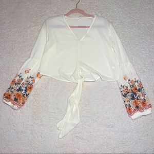 Shein Floral Bell sleeve tie crop XL